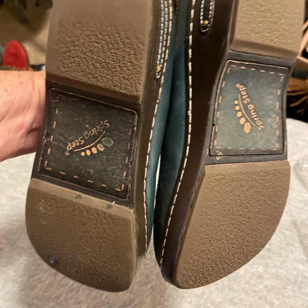 Spring step clogs - Picture 4 of 8